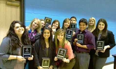 Mustang DECA students win at District contest