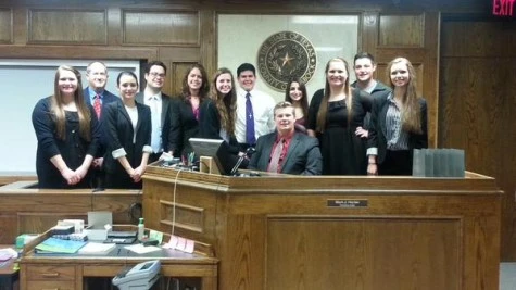 Mustang Mock Trial advances to State